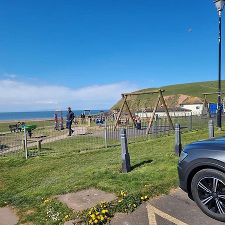 Impeccable Beachfront 2-Bed Cottage In St. Bees Exterior photo